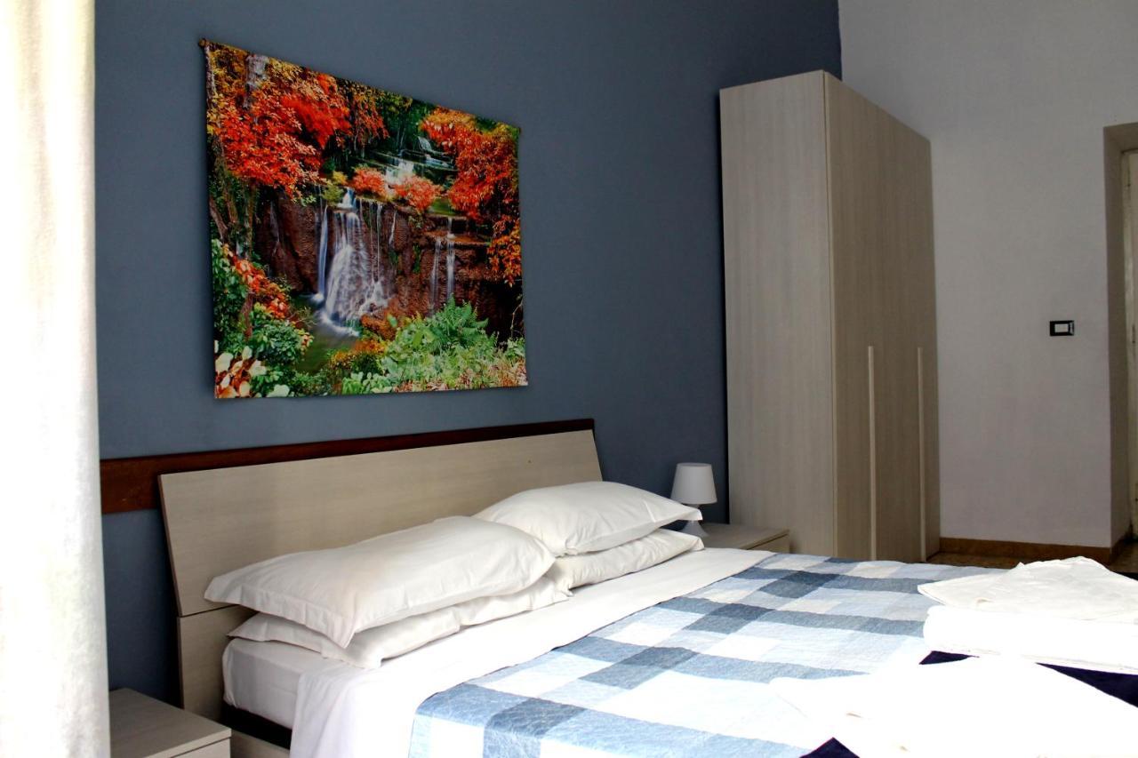 Roma Paradise Luaran gambar