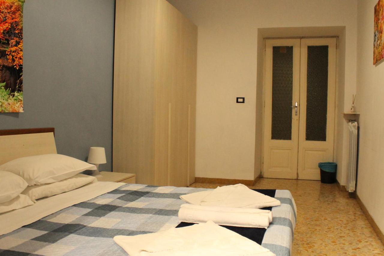 Roma Paradise Luaran gambar